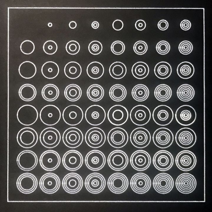 6 bits circles, white on black, in sequence